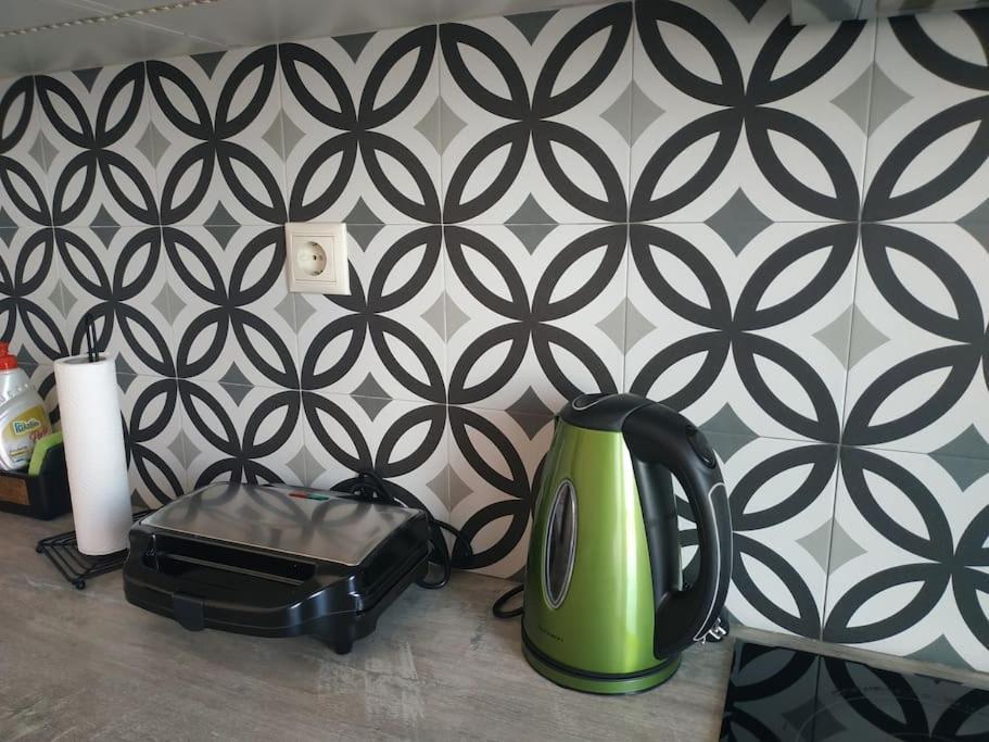 Athens View Apartment Near Metro Station Agia Marina المظهر الخارجي الصورة